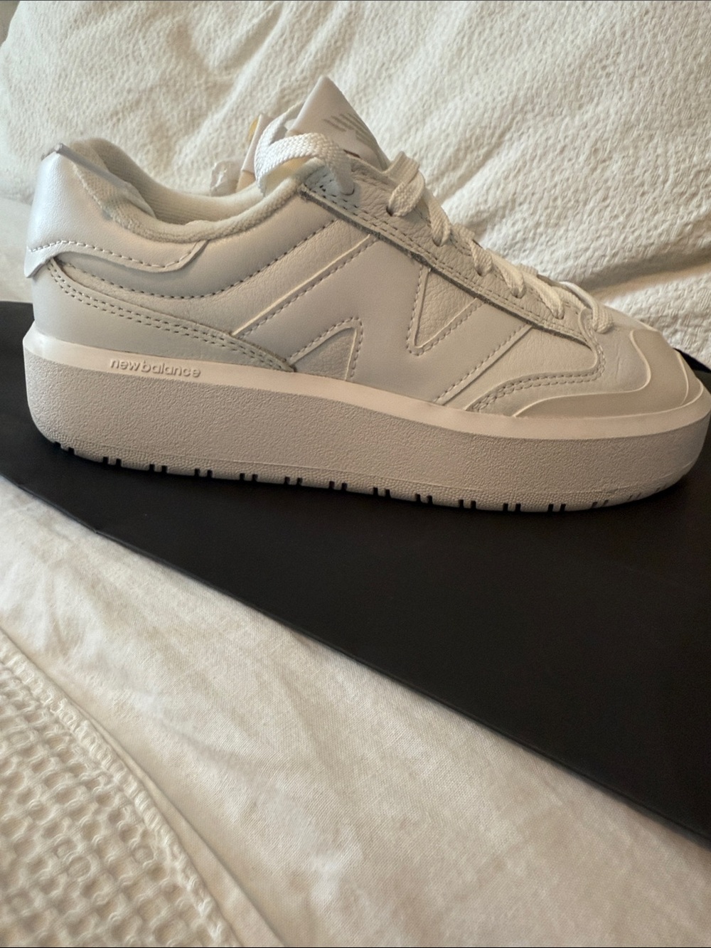 New Balance Women's White Leather Platform Sneakers - Picture 5 of 5
